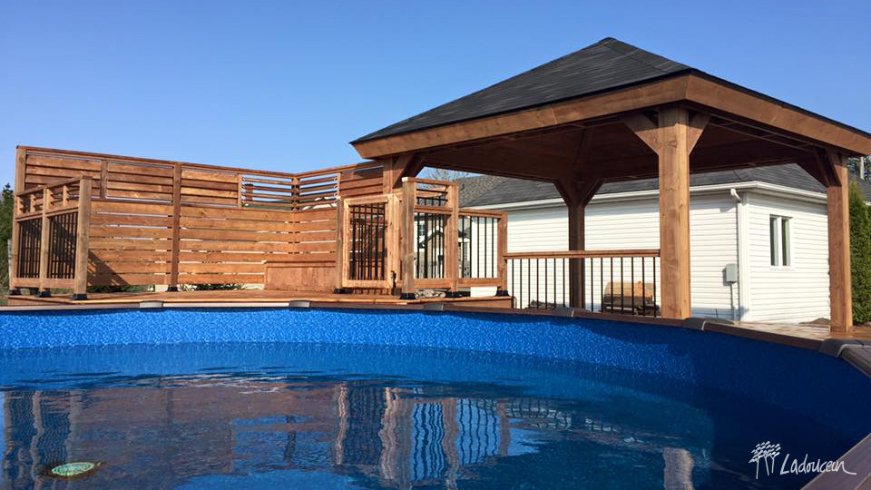 Patio et terrasse piscine par ladouceur menuiserie extérieure